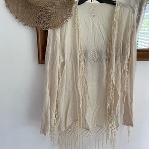 BILLABONG Stunning Boho Tassle Fringed Bell Sleeve Kimono!